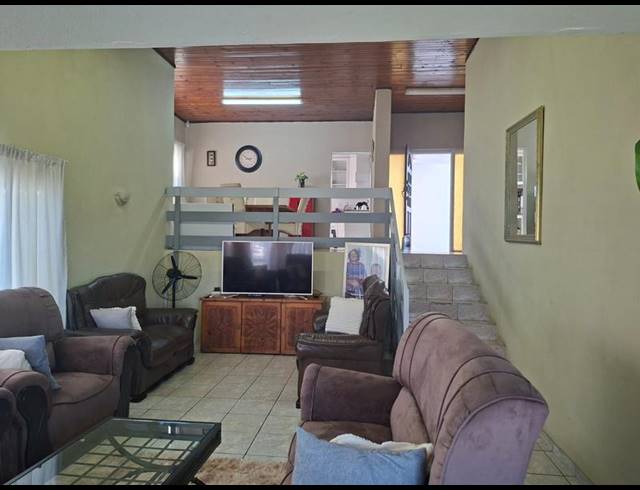 3 BEDROOM HOUSE FOR SALE IN MALVERN
